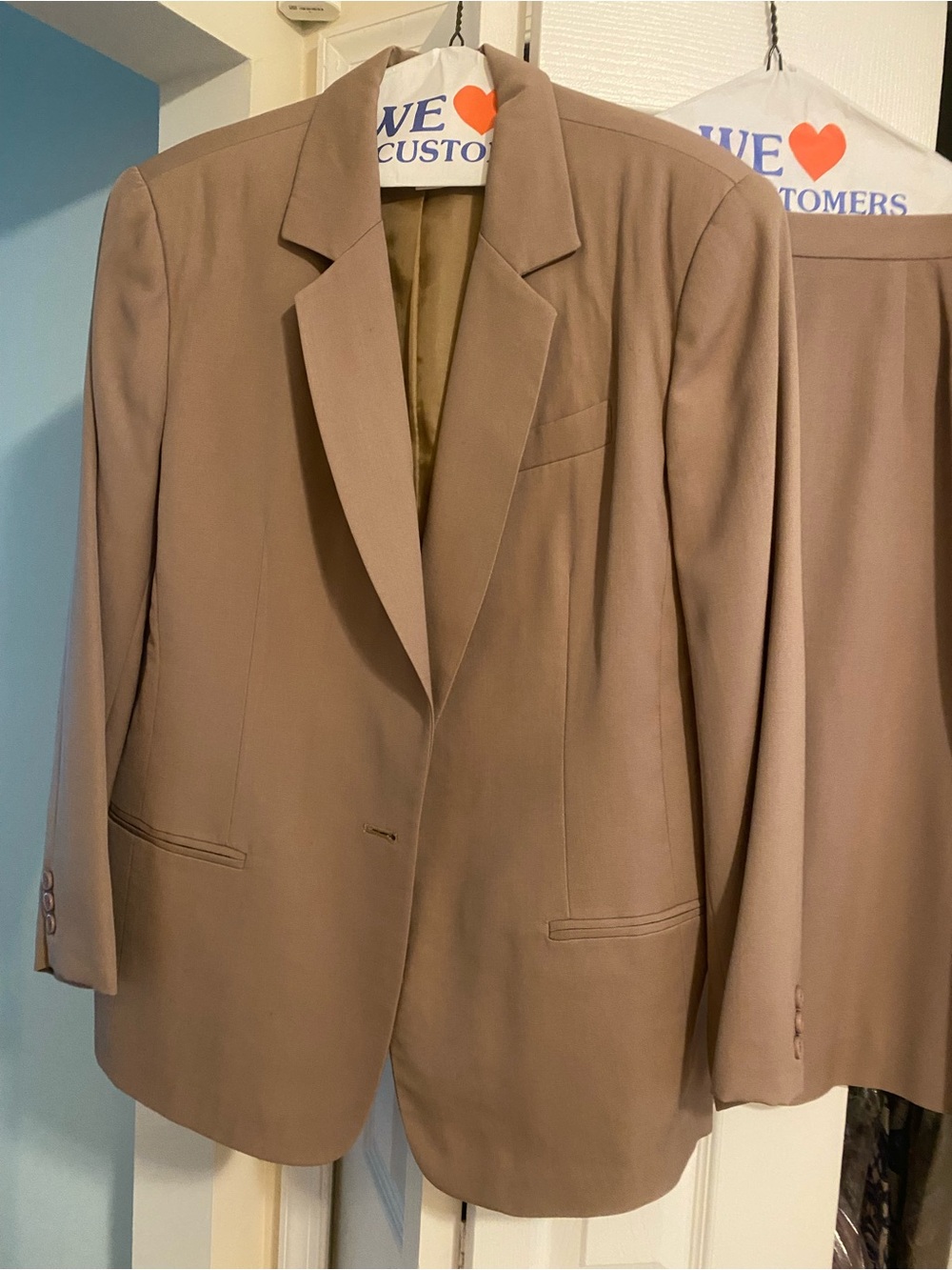 Evan Picone Taupe women’s suit
